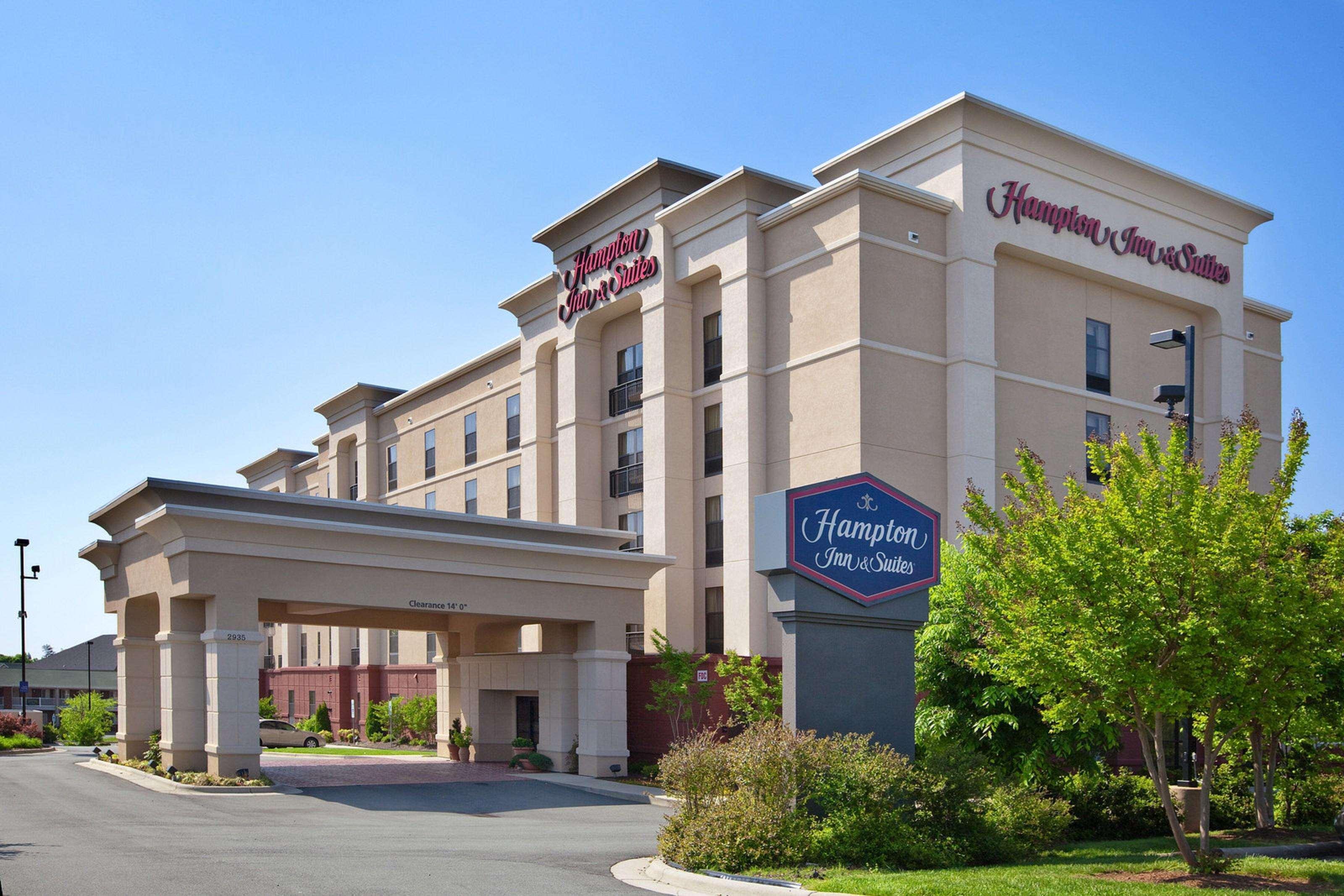 Hampton Inn & Suites Burlington Exterior foto