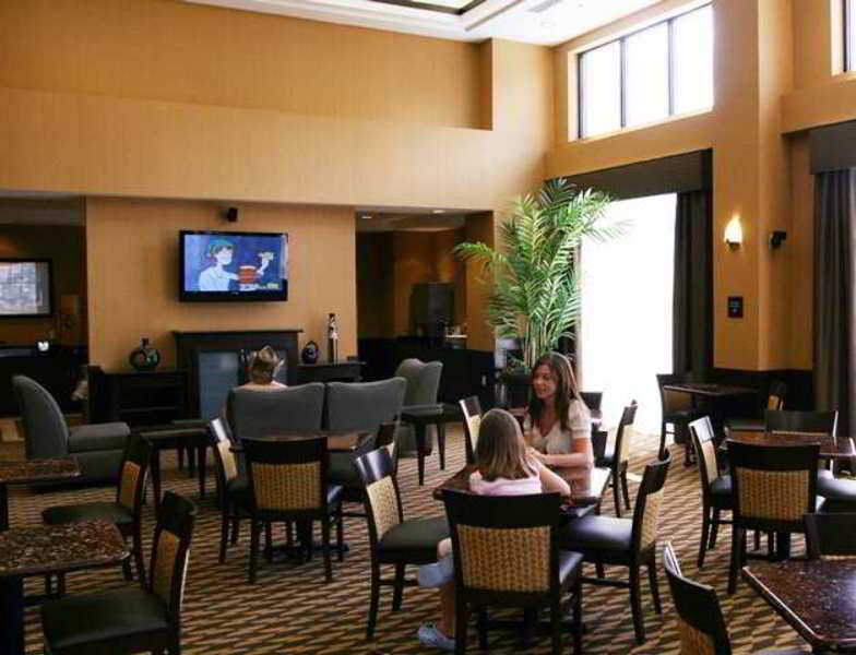 Hampton Inn & Suites Burlington Restaurante foto